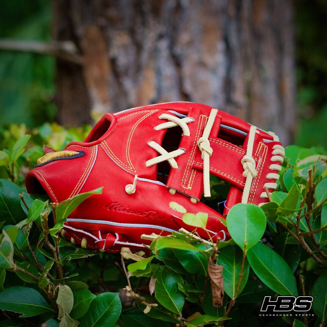 Mizuno Brick Red GMPC-40 Series from Headbanger Sports