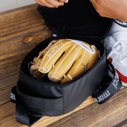 Marucci Glove Quiver: MBGLVQVR