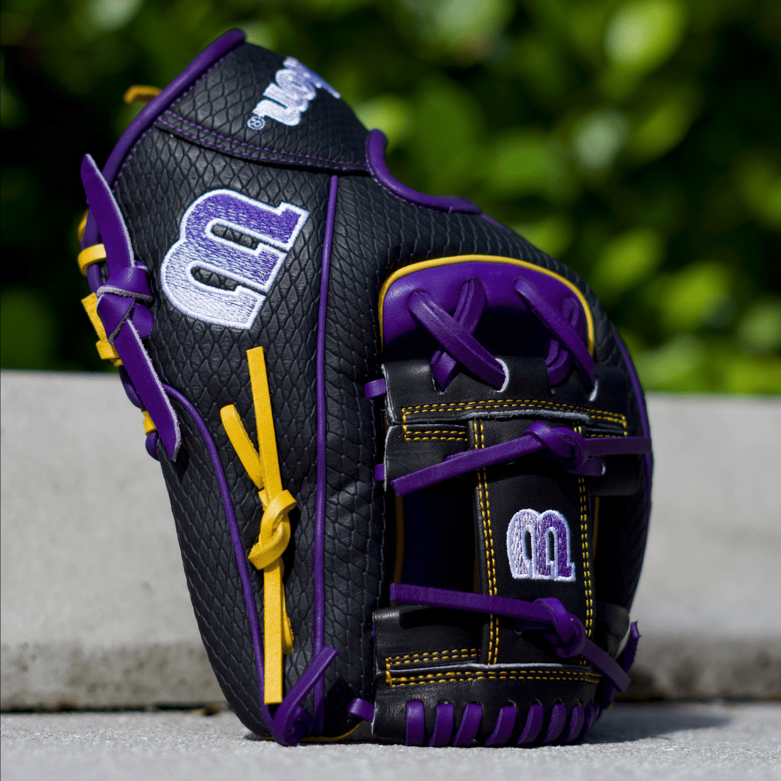 Wilson A2000 1786 "Mamba" 11.5" Infield Baseball Glove: Purple / Black SuperSnakeskin / Yellow