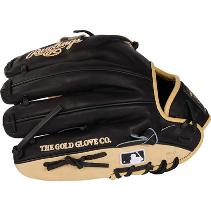 This 11.75-inch Rawlings Heart of the Hide R2G Black and Tan ContoUR Fit Utility Glove is Perfect for the Jack-Of-All-Trades Who Can Play Anywhere.