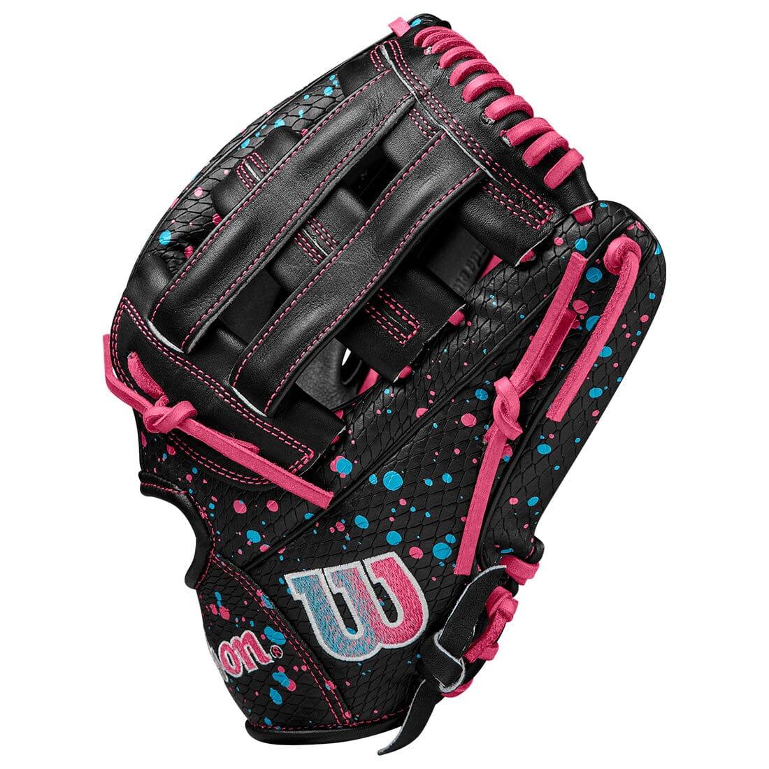 Glove Pattern view of the new Wilson A2000 Super SnakeSkin EDC44 Elly De La Cruz 12" Baseball Glove from Headbanger Sports