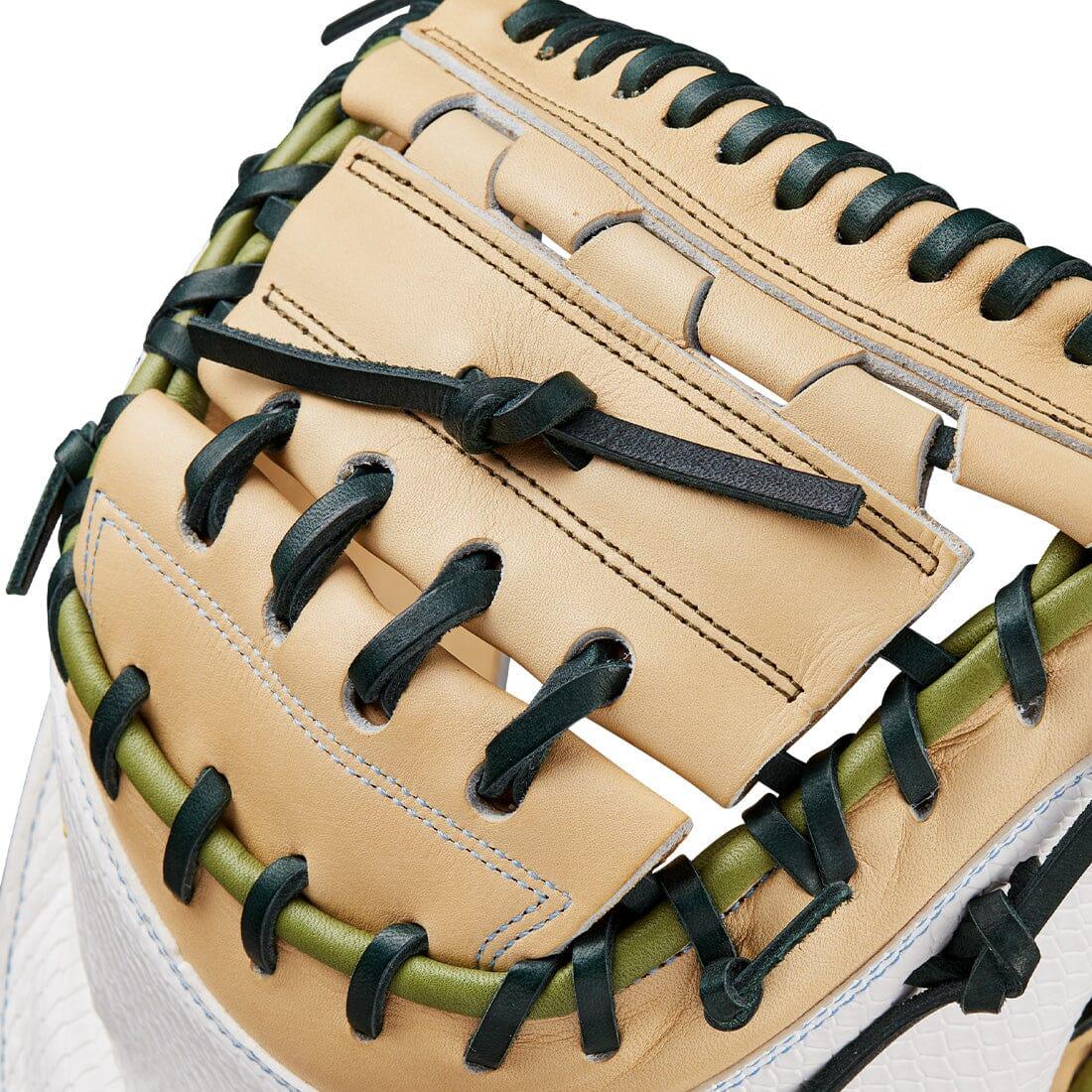 New Horizontal Hinge Web on the Wilson A2000 Super SnakeSkin FPCM23 Sashel Palacios 34" Fastpitch Softball Catcher's Mitt from Headbanger Sports