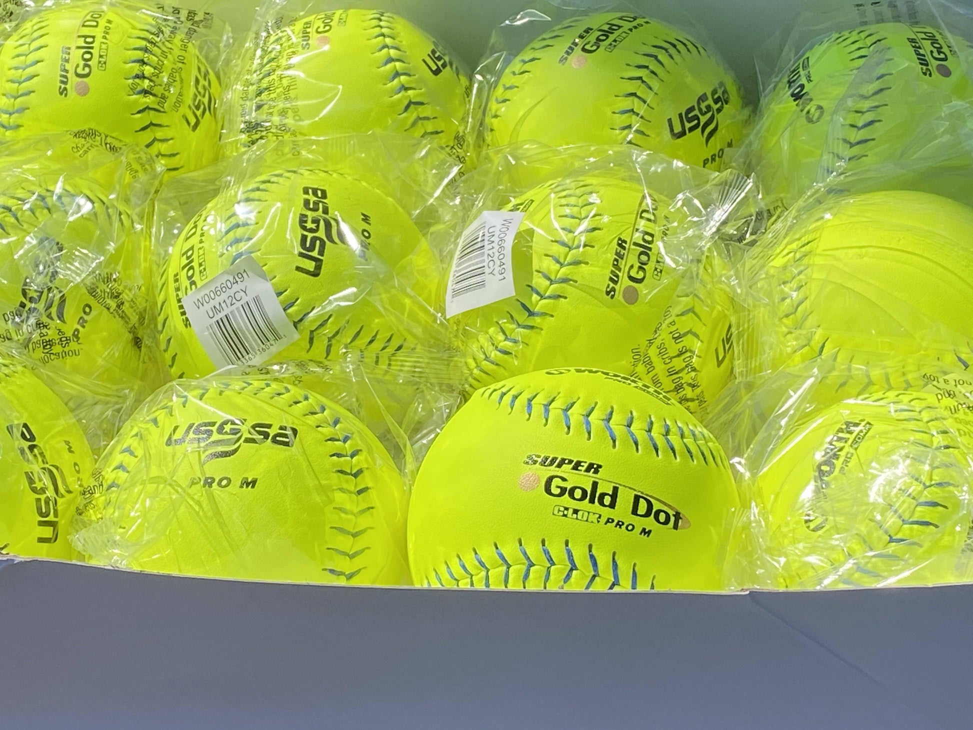 Worth 12" PRO M USSSA Slowpitch Softballs (Dozen): UM12CY