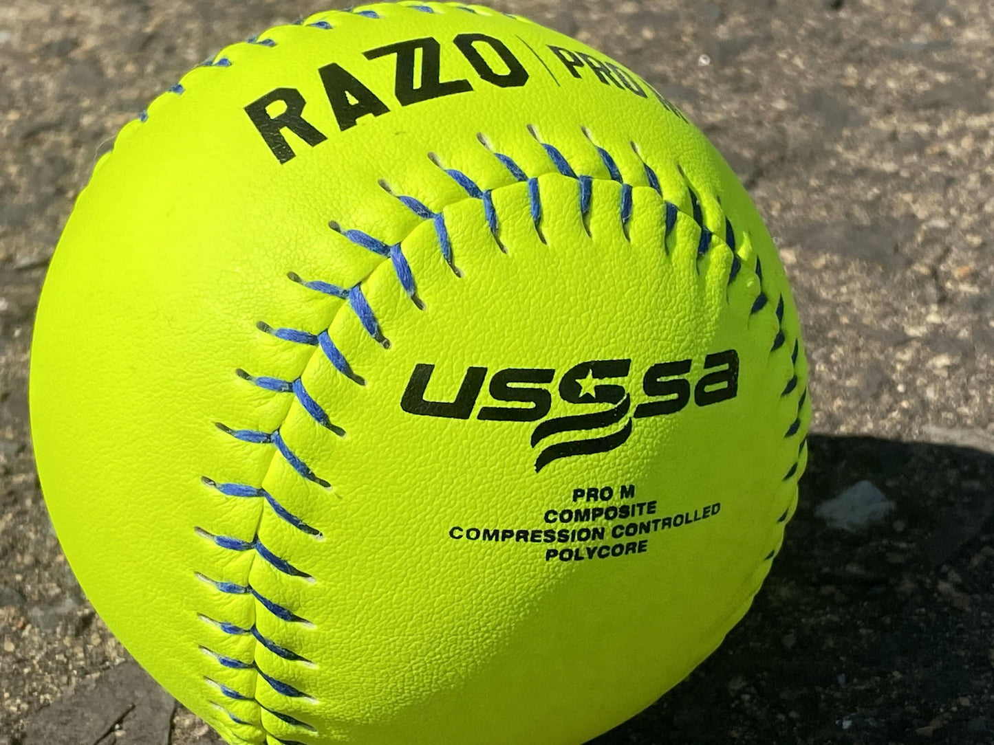 DeMarini RAZZO 12" PRO M USSSA Slowpitch Softballs (Dozen): WTDRZPMC12UB