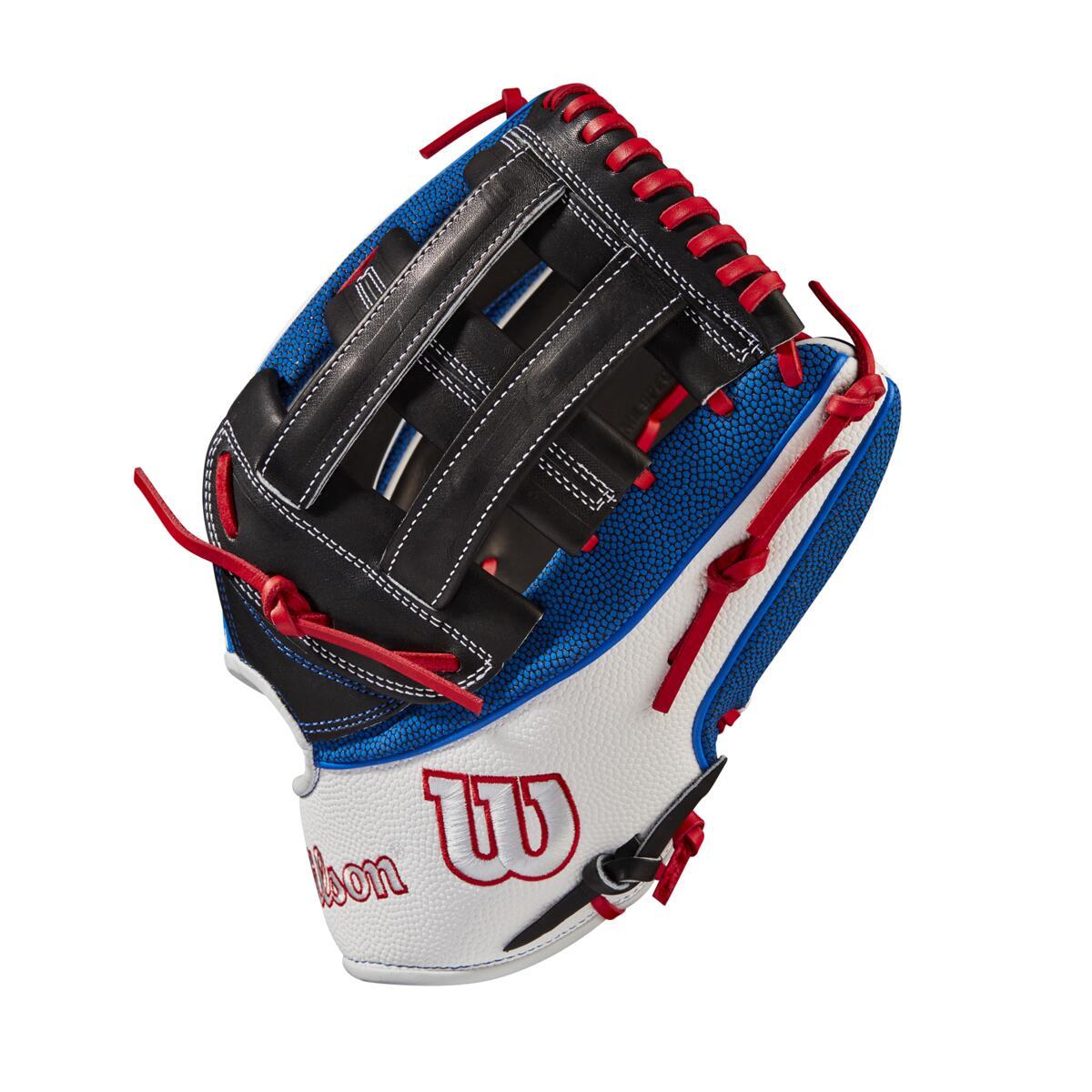 What Pros Wear: Mookie Betts' Wilson A2K Superskin MB50 Glove (2021) - What  Pros Wear