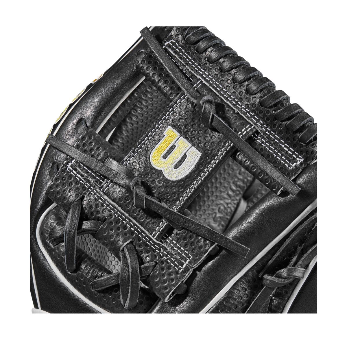 2023 A2000® 1786 11.5” Infield Baseball Glove in 2023